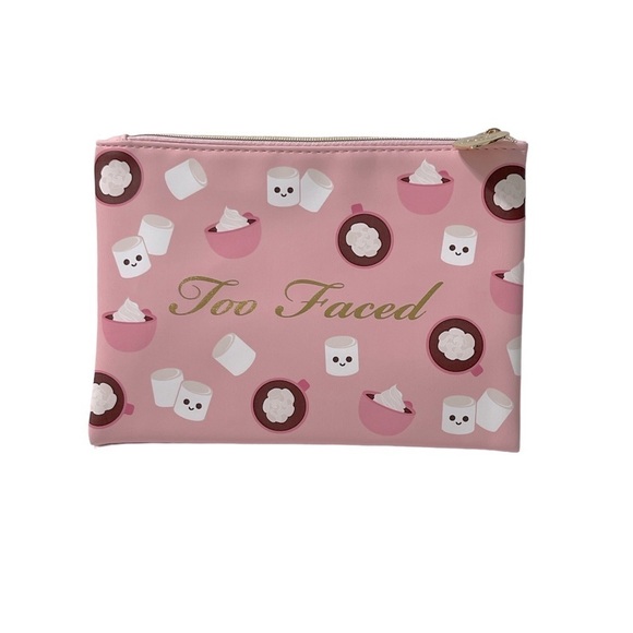 Pick 2/$25 NWOT Too Faced Pink Zip Makeup Bag - Picture 2 of 3